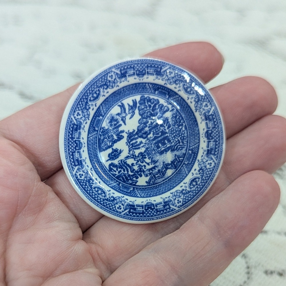 Hard to Find Vintage Spode Blue Willow Brooch Ceramic Transferware Pin